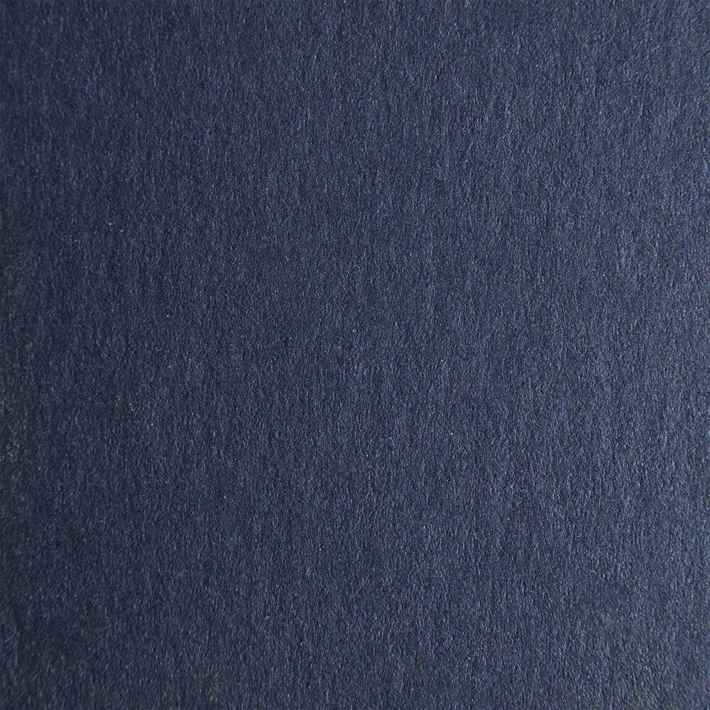 Papel Ispira Blu Saggezza 250g en tamaño pliego 72x102 cm, color azul suave y acabado de alta calidad para impresión y manualidades.